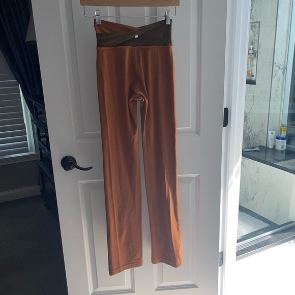 Lululemon Throwback Astro Pant Butternut Brown Deep Artifact 2022 Style W5EFOS 4 - Picture 5 of 9